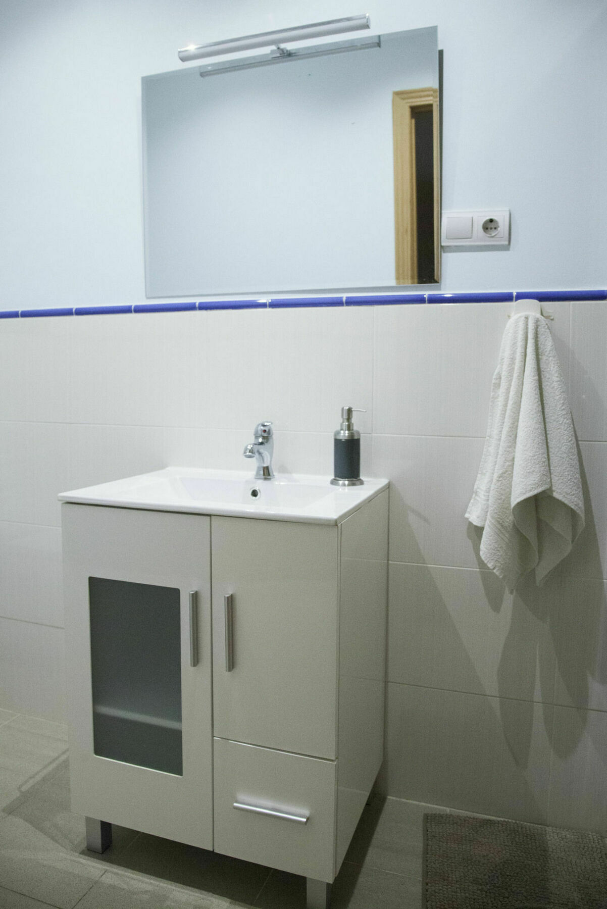 Hostal Arriaza Madrid Bagian luar foto